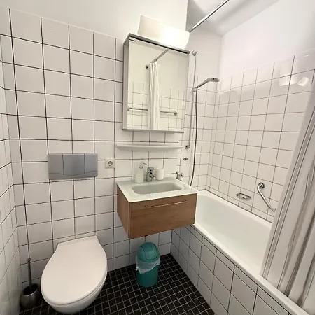 Am Mit Pool 1414